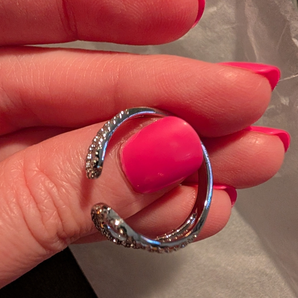 Ring - Picture 6 of 6